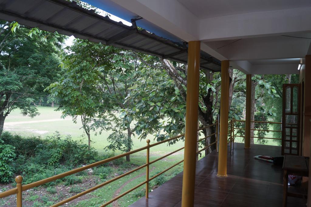 Jungleparadiso Homestay Теккаді Екстер'єр фото